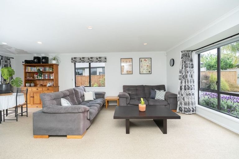 Photo of property in 56 Bramley Drive, Rototuna, Hamilton, 3210