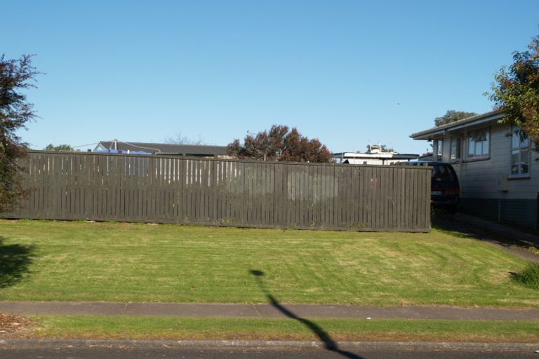 Photo of property in 27 Chalfont Street, Mangere East, Auckland, 2024