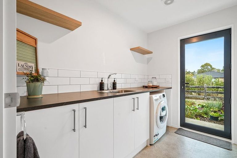 Photo of property in 81 Kingsdowne Drive, West Melton, 7618