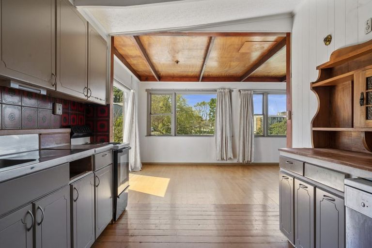 Photo of property in 63 Fifth Avenue, Tauranga, 3110