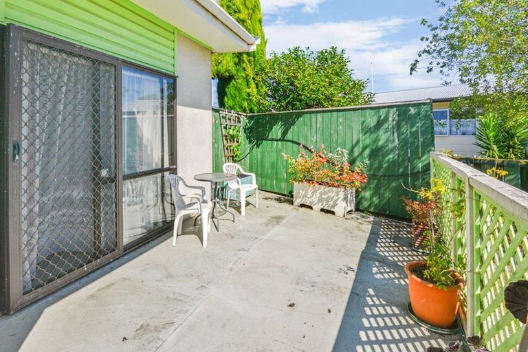 Photo of property in 9 Scarborough Road, Flaxmere, Hastings, 4120