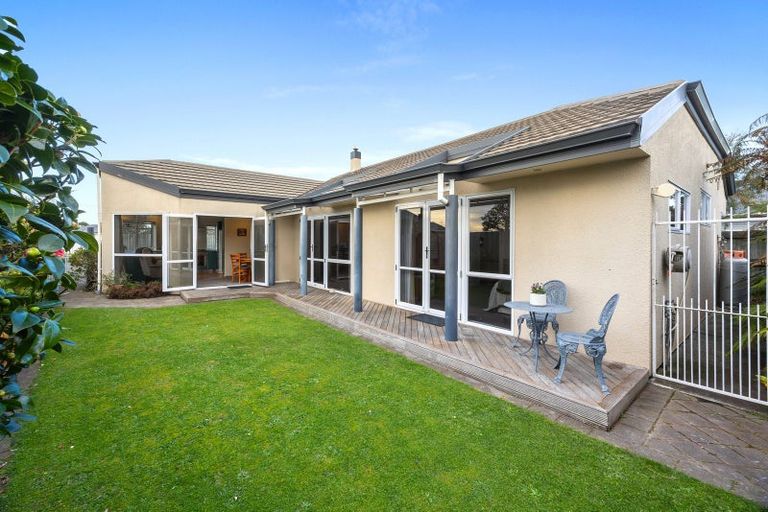 Photo of property in 37a Bainton Street, Bishopdale, Christchurch, 8053