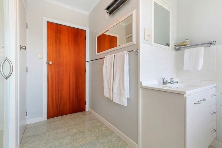 Photo of property in 16 Killarney Street, Takapuna, Auckland, 0622