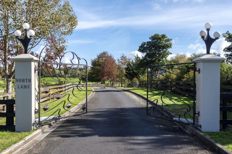 Photo of property in 38 Porterfield Road, Whitford, Howick, 2571