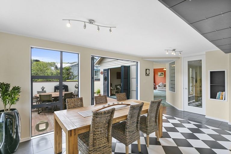 Photo of property in 80 Parkvale Road, Karori, Wellington, 6012