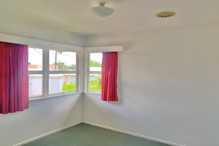 Photo of property in 1/7 Arawa Street, New Lynn, Auckland, 0600