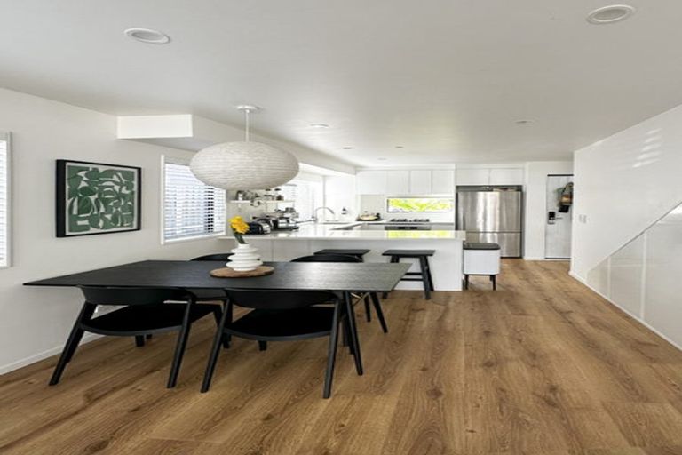 Photo of property in 94e Bay Street, Red Beach, 0932