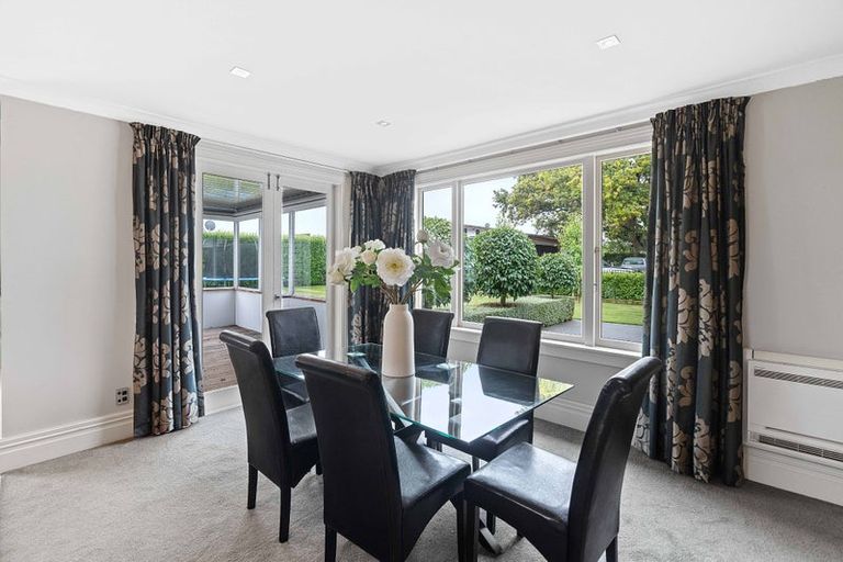 Photo of property in 27 Cairnbrae Drive, Prebbleton, 7604