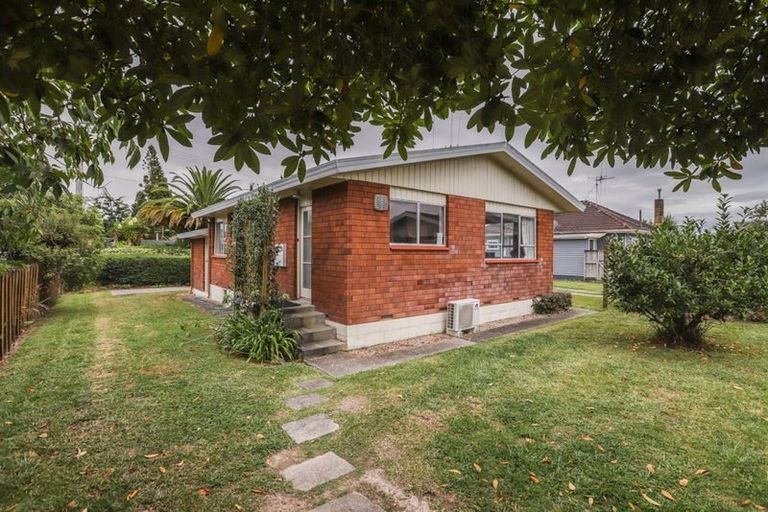 Photo of property in 50c Braid Road, St Andrews, Hamilton, 3200