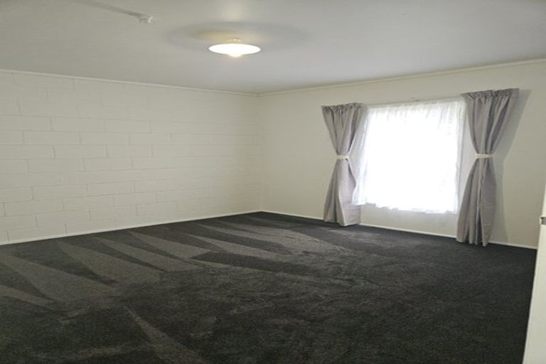 Photo of property in 3/10 Aubrey Street, Waitara, 4320