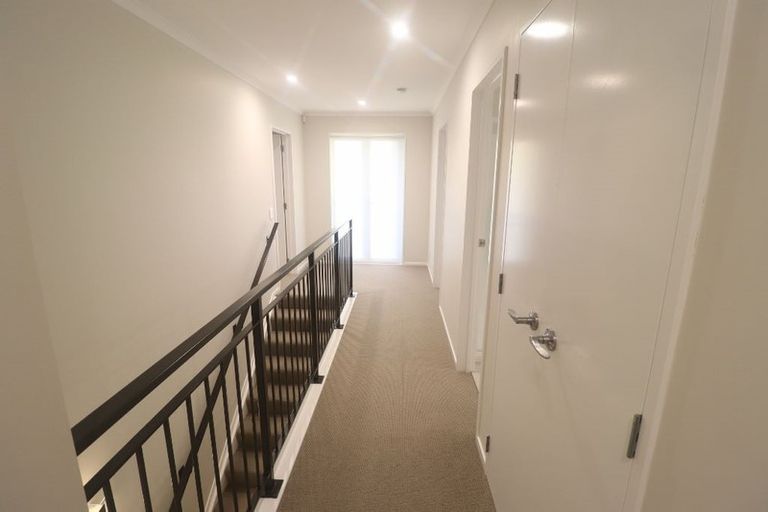 Photo of property in 63 Mackay Drive, Greenhithe, Auckland, 0632