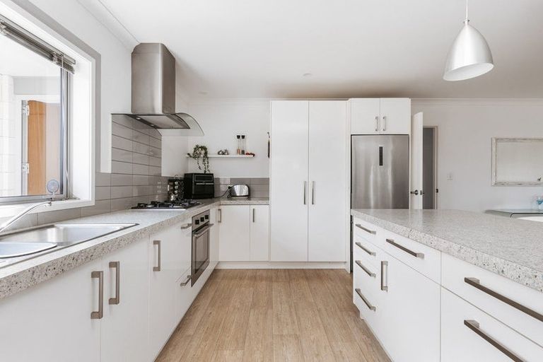 Photo of property in 84d Margaret Drive, Omokoroa, 3114