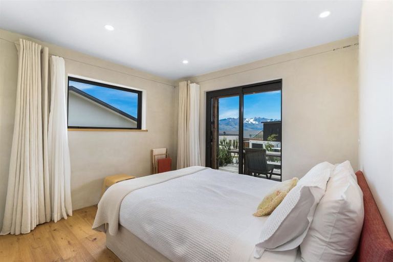 Photo of property in 25 The Heights Avenue, Wanaka, 9305
