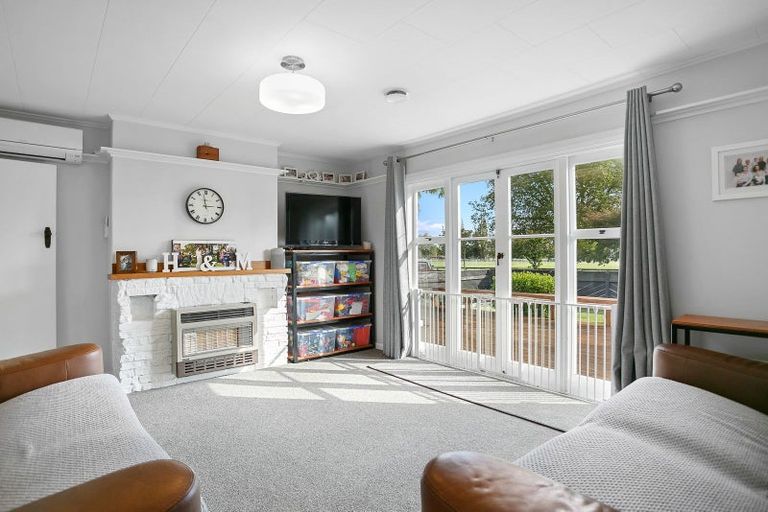 Photo of property in 69 Vogel Street, Cambridge, 3434