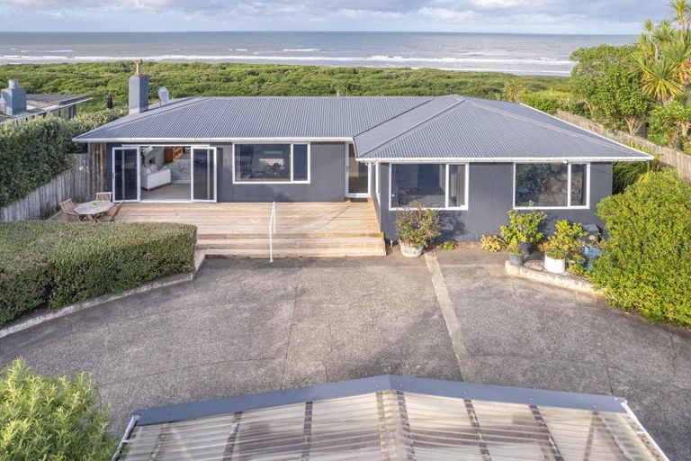 Photo of property in 115a Karaka Street, Castlecliff, Whanganui, 4501