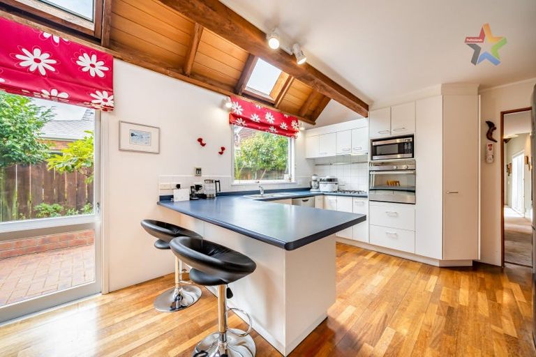 Photo of property in 72 Knights Road, Hutt Central, Lower Hutt, 5010
