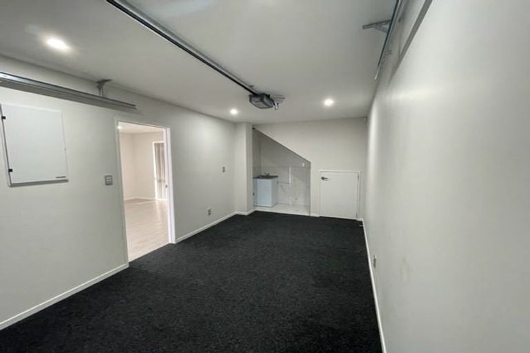 Photo of property in 74b Thompson Terrace, Manurewa, Auckland, 2102