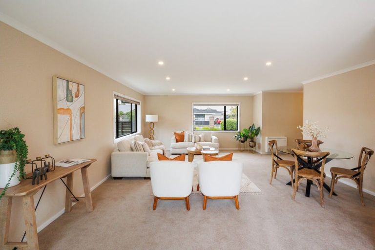 Photo of property in 18 Thomson Street, West End, Palmerston North, 4412