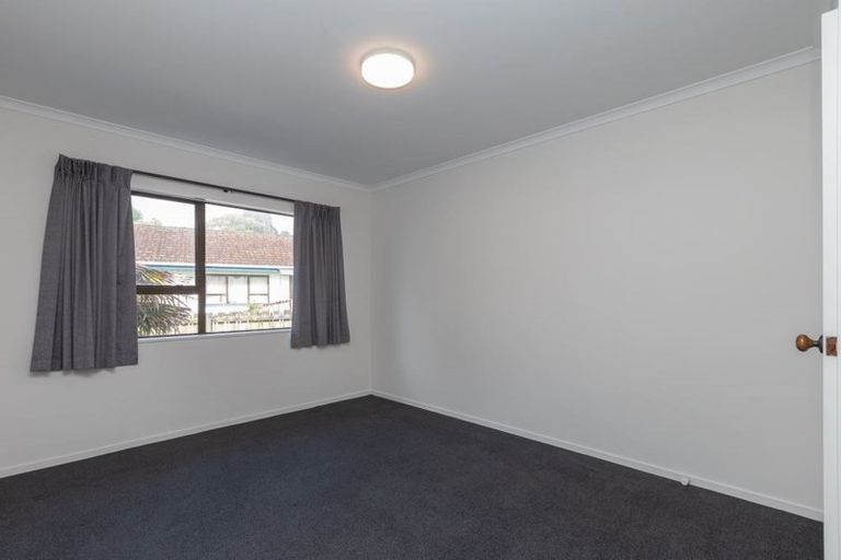 Photo of property in 42 Garland Drive, St Andrews, Hamilton, 3200