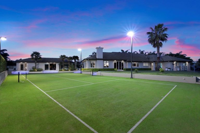 Photo of property in 38 Saint Heliers Place, Papamoa Beach, Papamoa, 3118