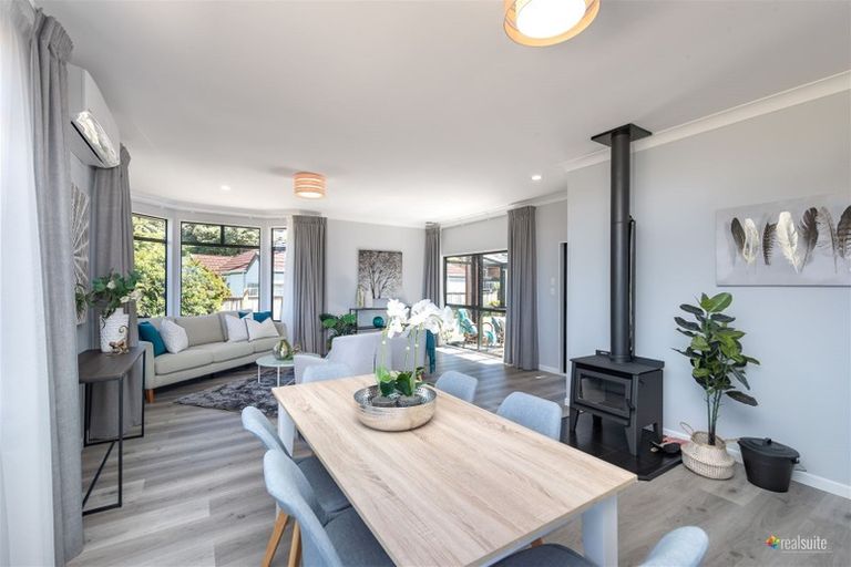 Photo of property in 12a Pekanga Road, Normandale, Lower Hutt, 5010