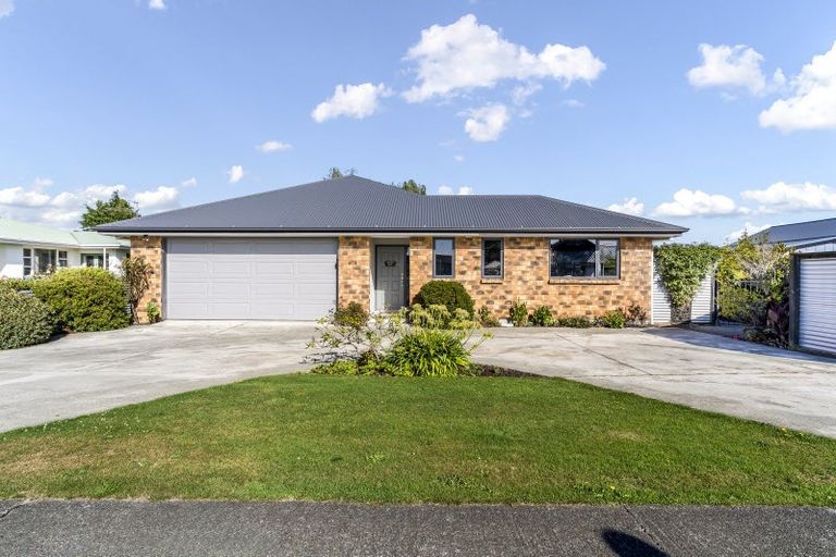 Photo of property in 52 Park Street, Winton, 9720