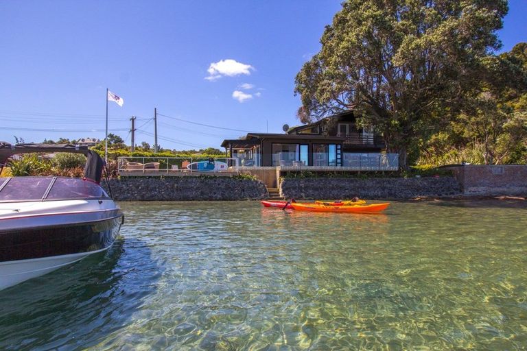 Photo of property in 2050 Ngunguru Road, Ngunguru, Whangarei, 0173