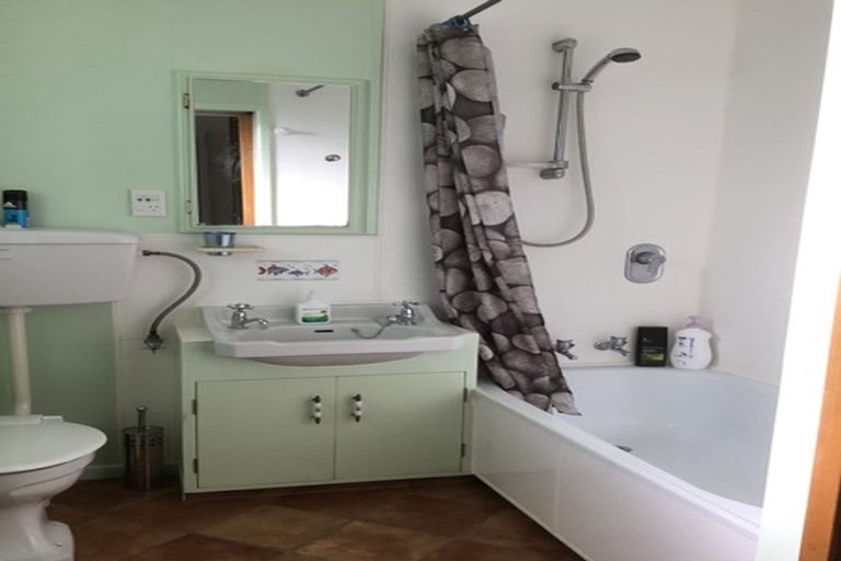 Photo of property in 13 Kapuka Place, Wharewaka, Taupo, 3330