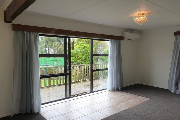 Photo of property in 509 Mangorei Road, Highlands Park, New Plymouth, 4312