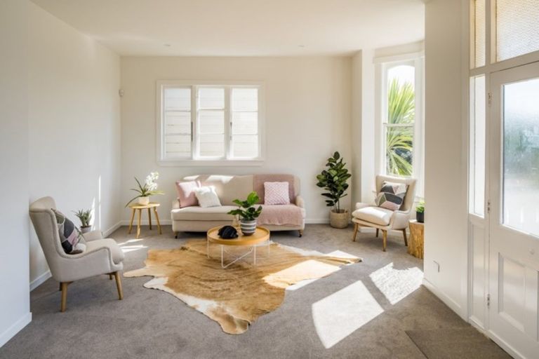 Photo of property in 10 Stanley Street, Dannevirke, 4930