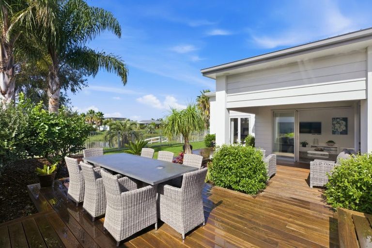 Photo of property in 42 Cassinia Close, Papamoa Beach, Papamoa, 3118