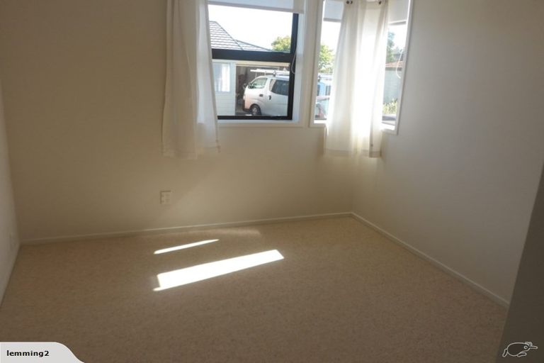 Photo of property in 7/39 Norcross Avenue, Henderson, Auckland, 0612