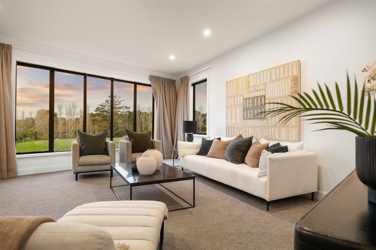 Photo of property in 90 Grace Hill Drive, Dairy Flat, Albany, 0792