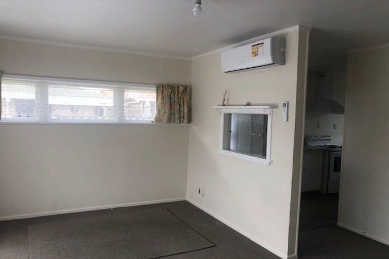 Photo of property in 2/29a Hoteo Avenue, Papatoetoe, Auckland, 2025