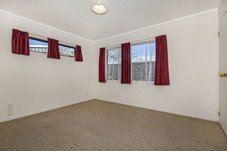 Photo of property in 2 Wanaka Street, Tikipunga, Whangarei, 0112