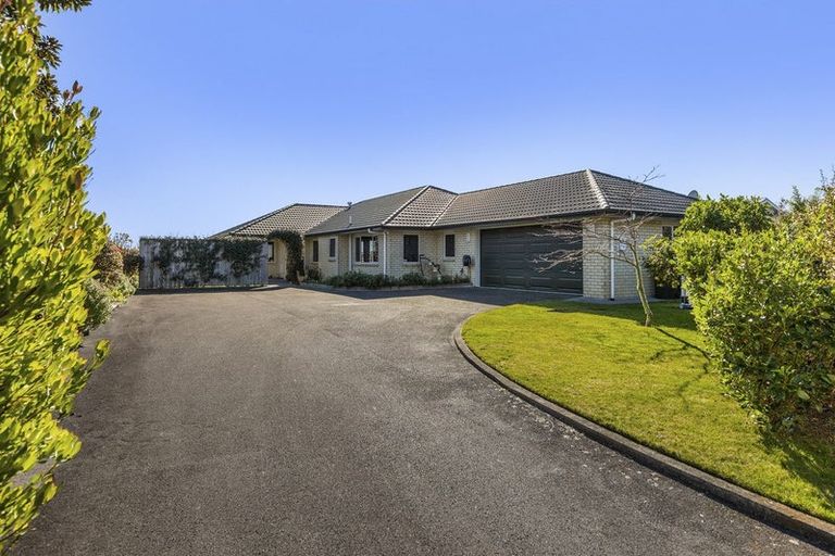 Photo of property in 9a Manukaka Heights, Hurdon, New Plymouth, 4310