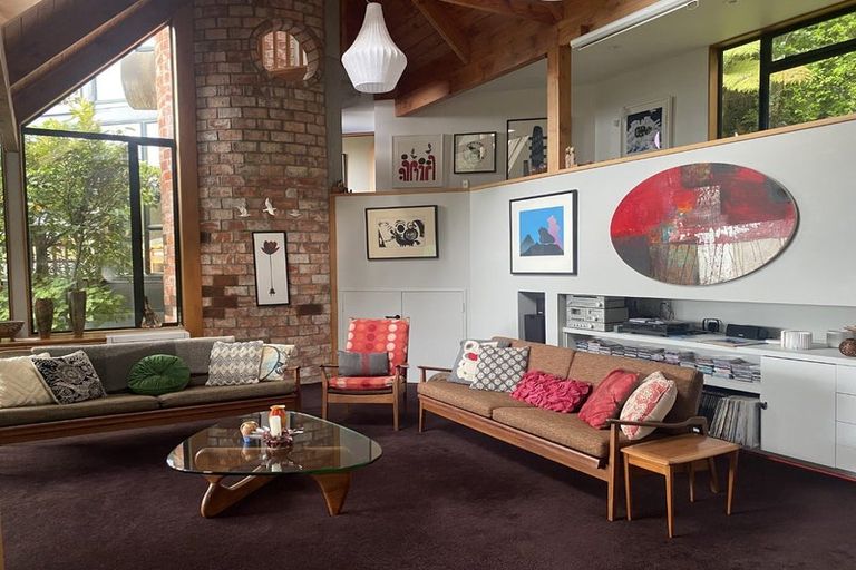 Photo of property in 14 Marama Terrace, Eastbourne, Lower Hutt, 5013