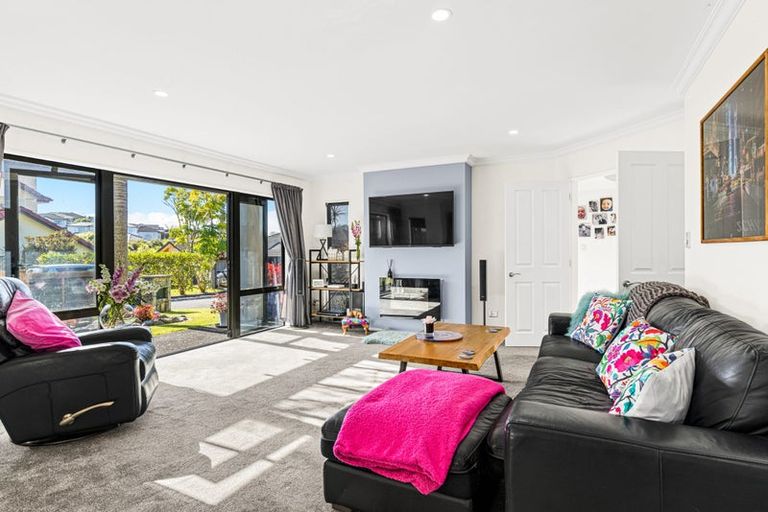 Photo of property in 12 Gold Street, Albany Heights, Auckland, 0632