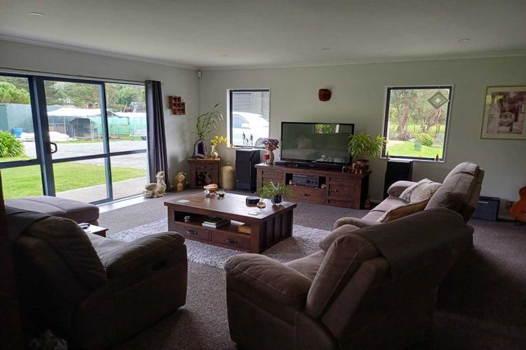 Photo of property in 5523 Masterton Castlepoint Road, Tinui, Masterton, 5889