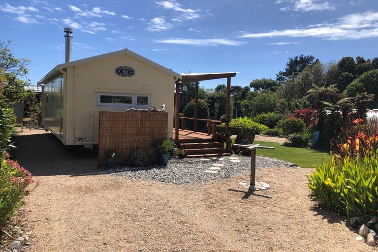 Photo of property in 21 Nikau Heights, Little Wanganui, Karamea, 7893