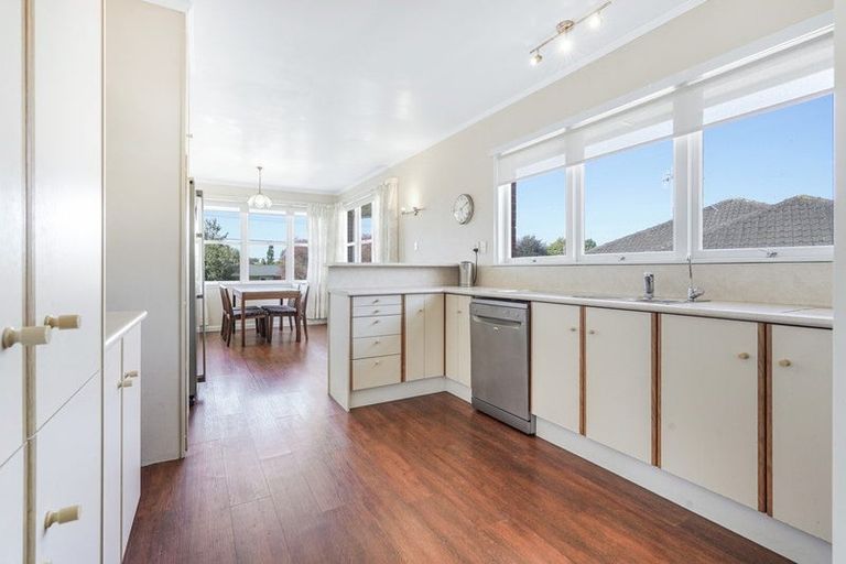 Photo of property in 70 Mansel Avenue, Hillcrest, Hamilton, 3216