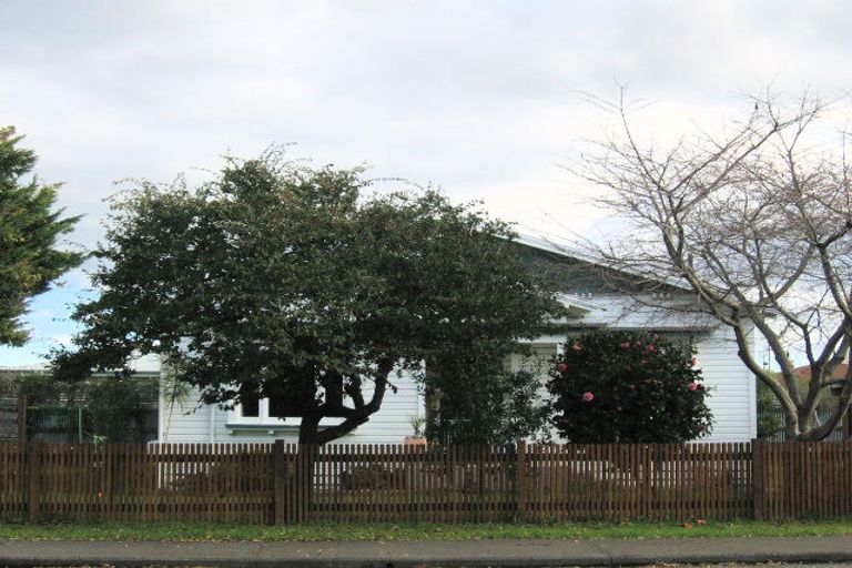 Photo of property in 802 Wellwood Street, Saint Leonards, Hastings, 4120