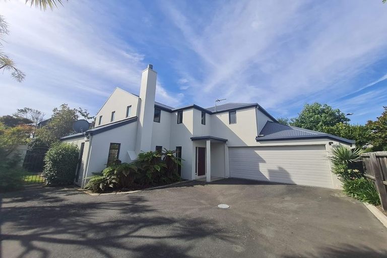 Photo of property in 40a Thornycroft Street, Fendalton, Christchurch, 8052