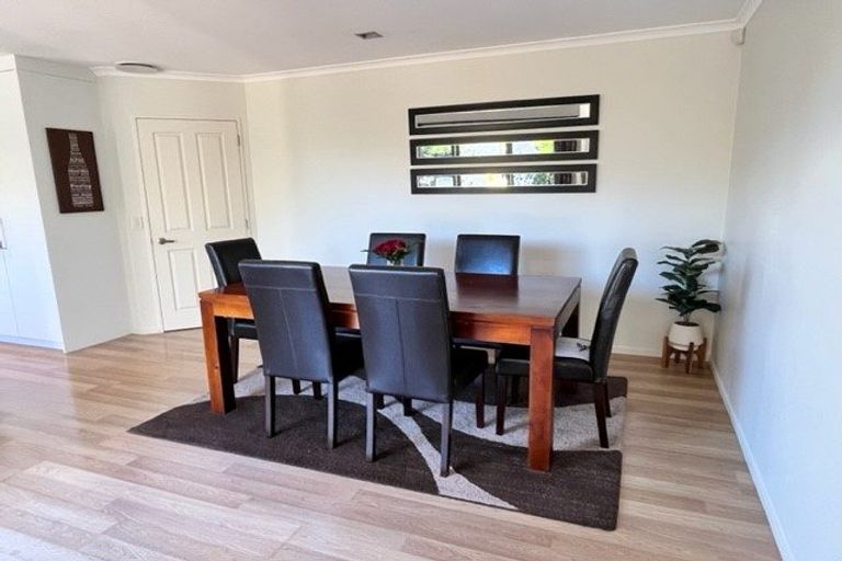 Photo of property in 17a Cantora Avenue, Northpark, Auckland, 2013