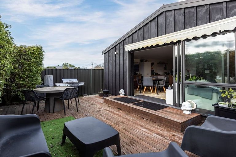 Photo of property in 7 London Street, Richmond, Christchurch, 8013