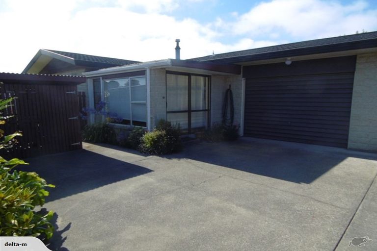 Photo of property in 4b Kinley Street, Rangiora, 7400