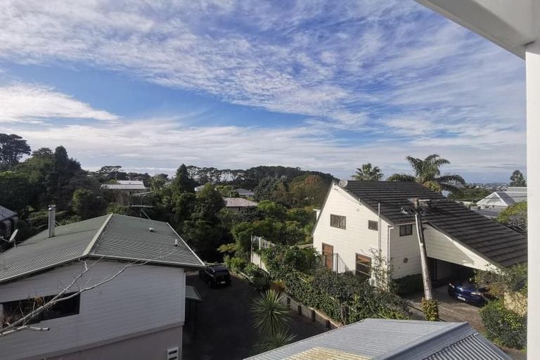 Photo of property in 46 Colonial Road, Birkenhead, Auckland, 0626
