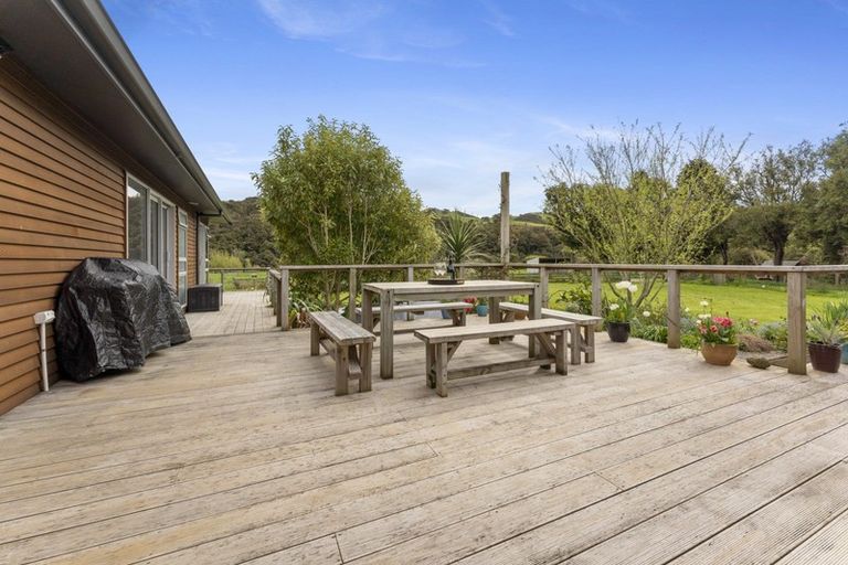 Photo of property in 438 Whitemans Valley Road, Whitemans Valley, Upper Hutt, 5371