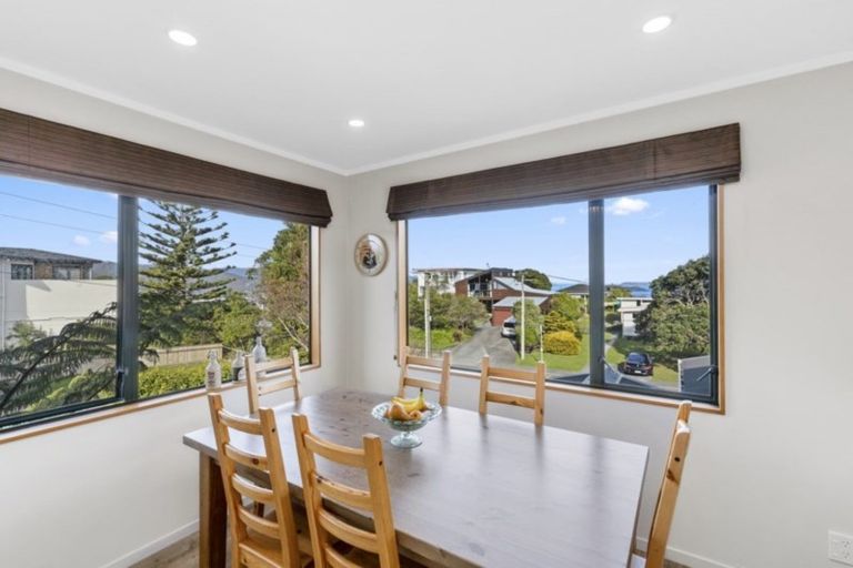 Photo of property in 8a Pekanga Road, Normandale, Lower Hutt, 5010
