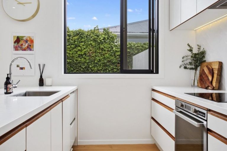 Photo of property in 31 Kinloch Street, St Albans, Christchurch, 8014